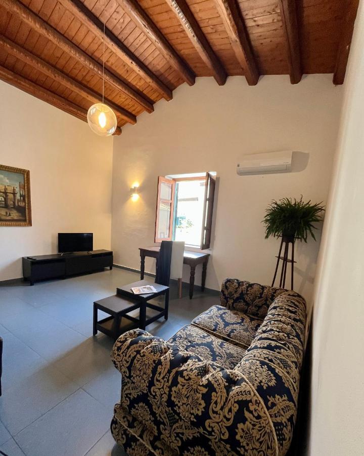 Ballaro 37 Apartamento
